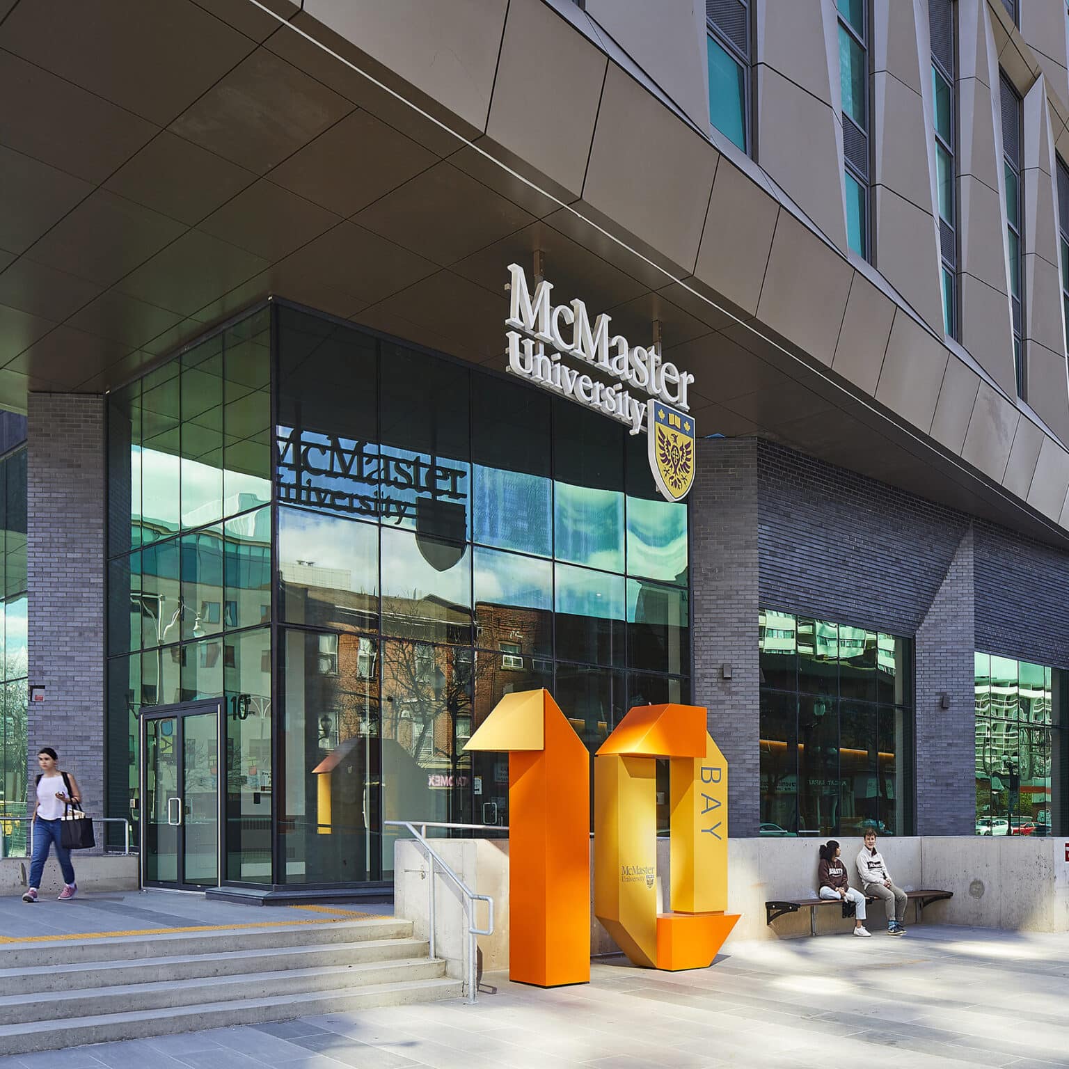 McMaster University 10 Bay Residence